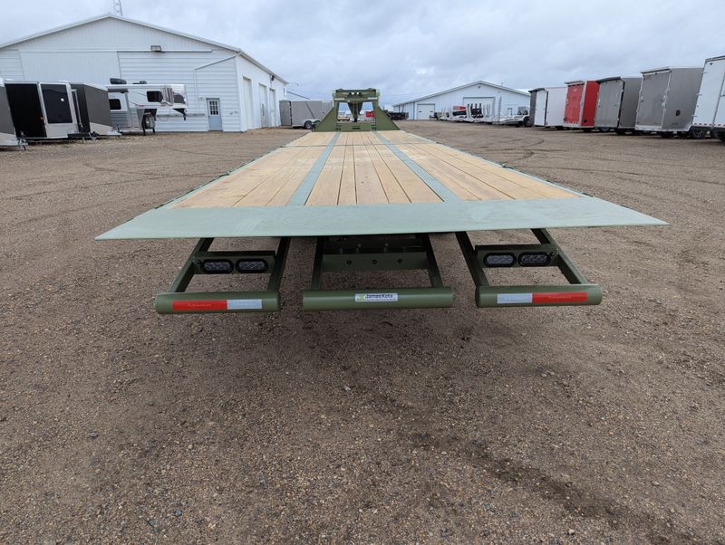 400000063447-large-7