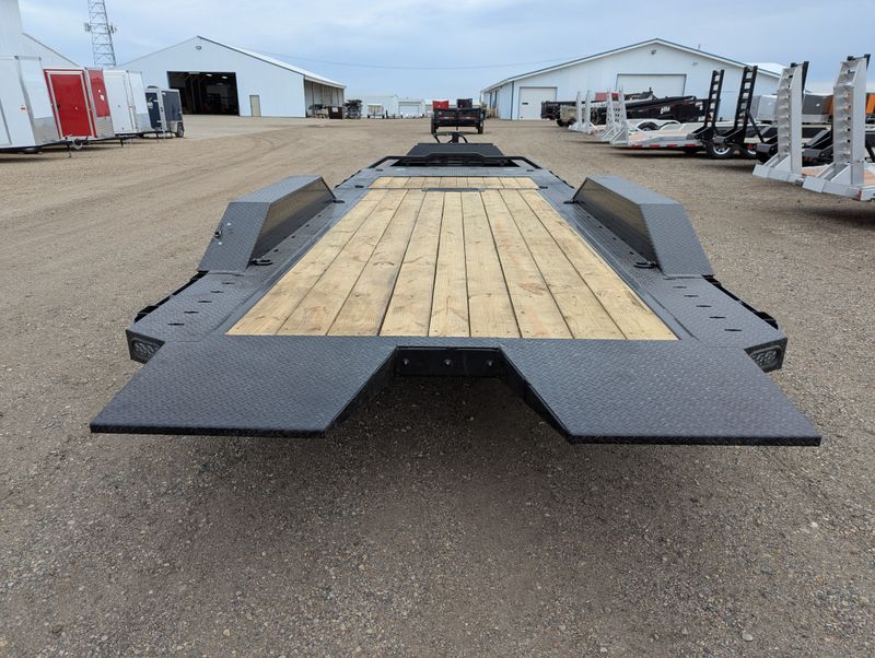 400000063423-large-3