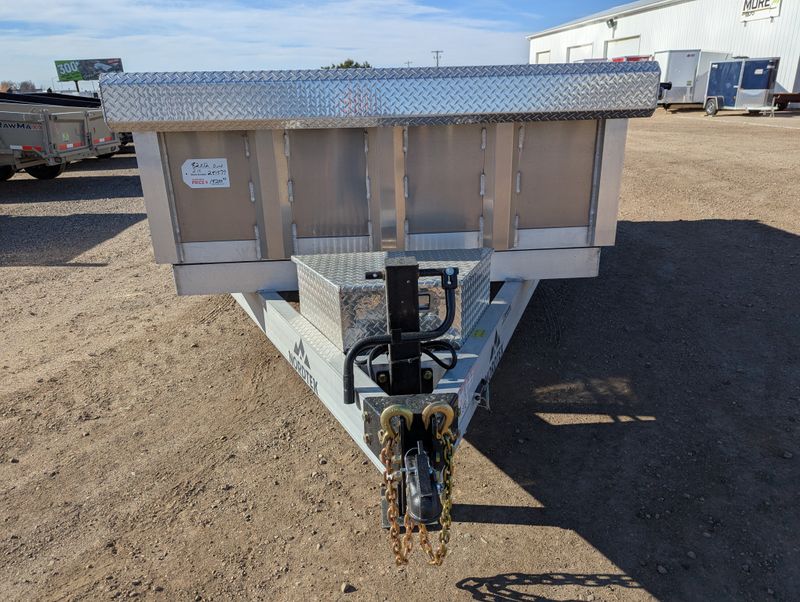 400000063560-large-1