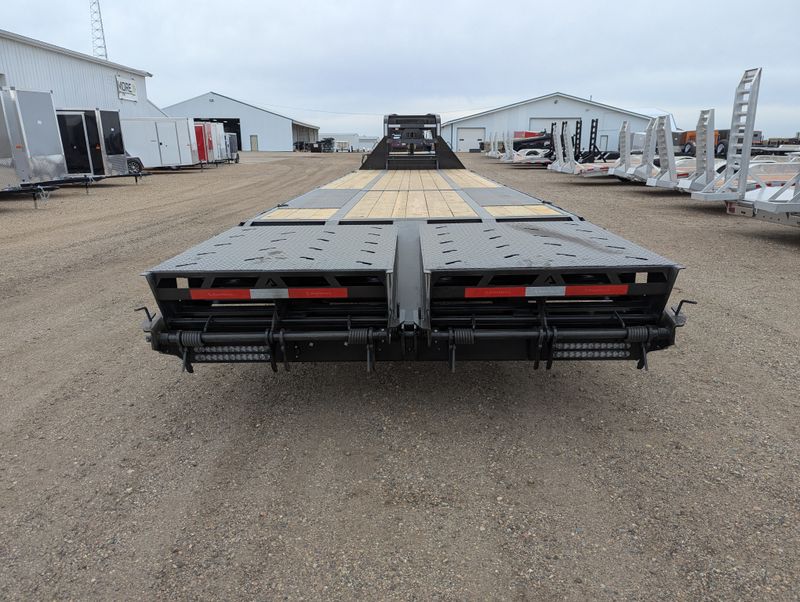 400000063638-large-5