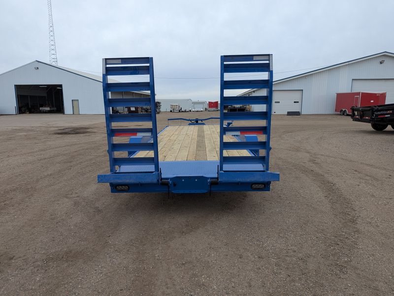 400000063676-large-4