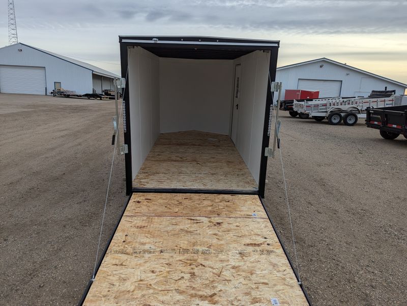 400000063829-large-6