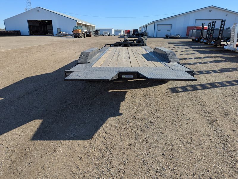 400000063737-large-5