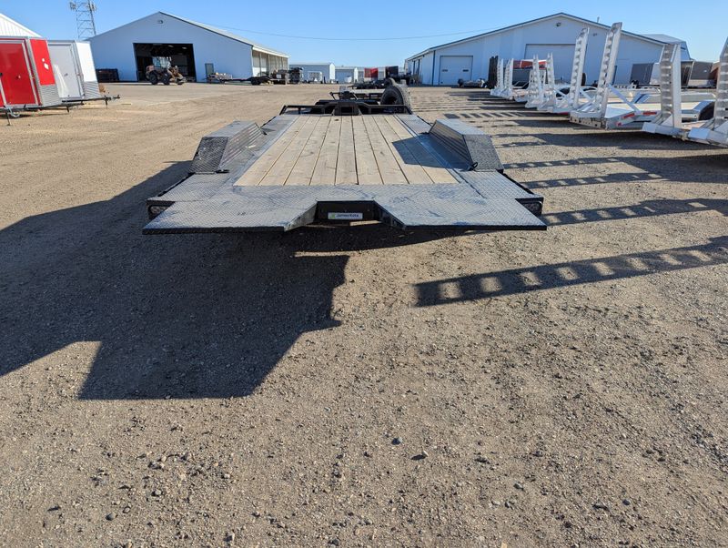 400000063744-large-3