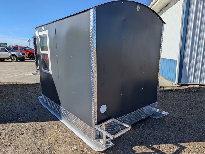 400000063966-large-4