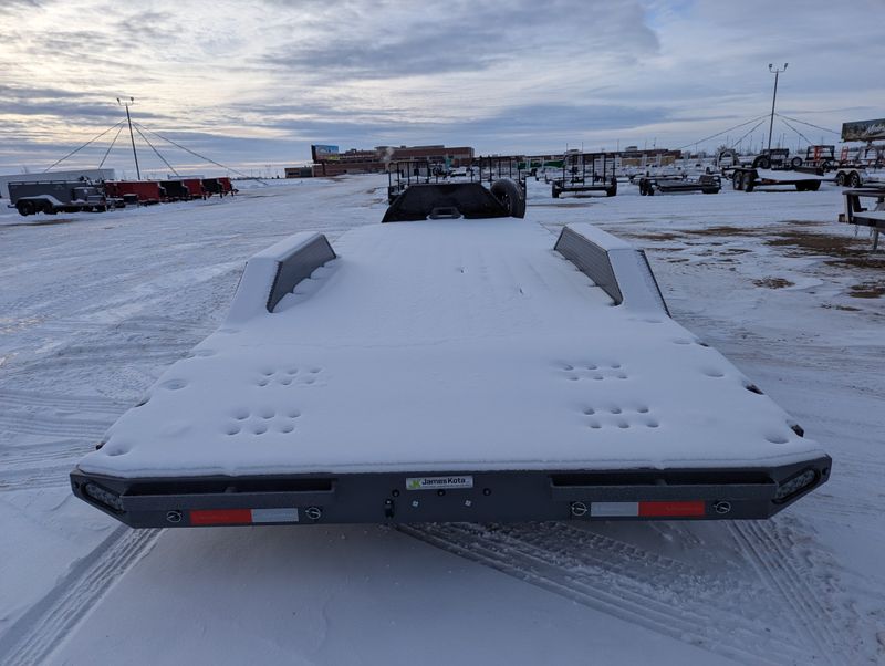 400000064215-large-3