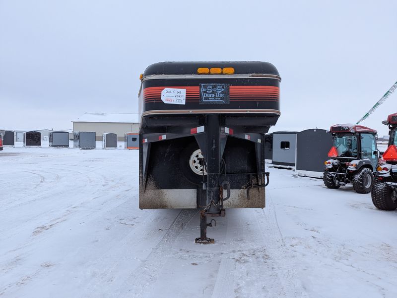 400000067100-large-7