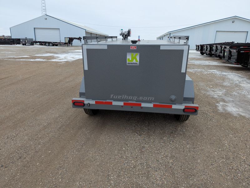 400000068008-large-5