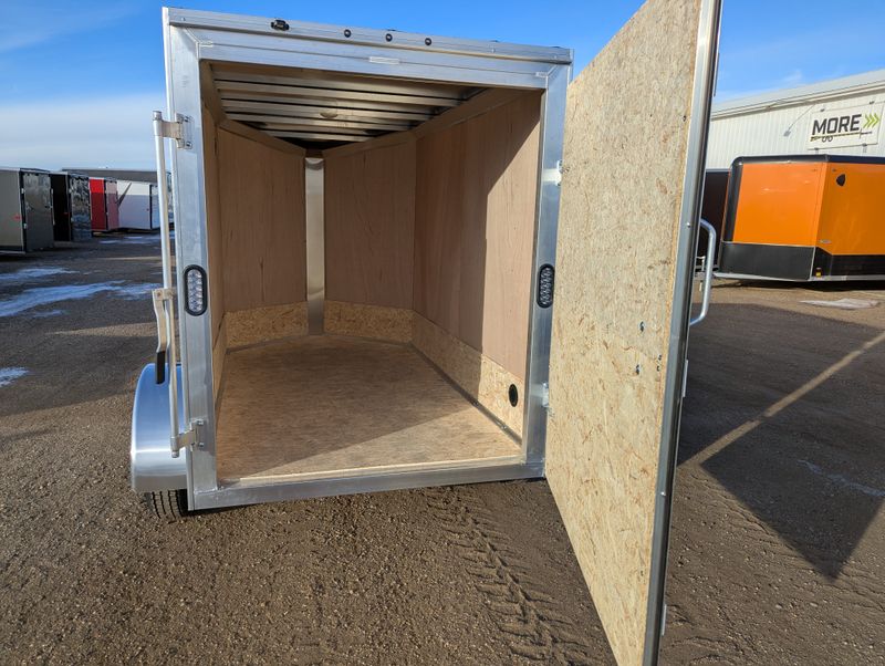 400000068428-large-1