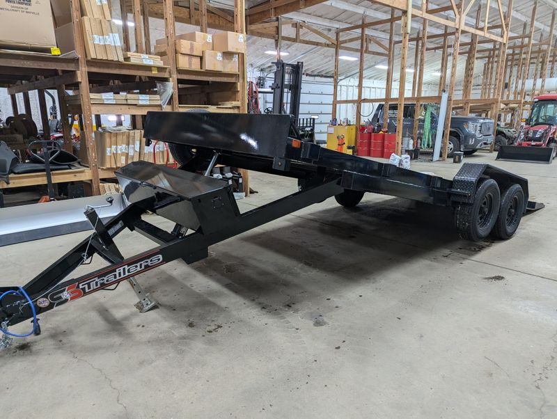 400000068657-large-3