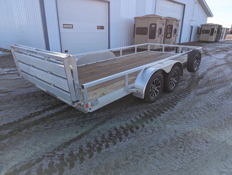 400000069449-large-5