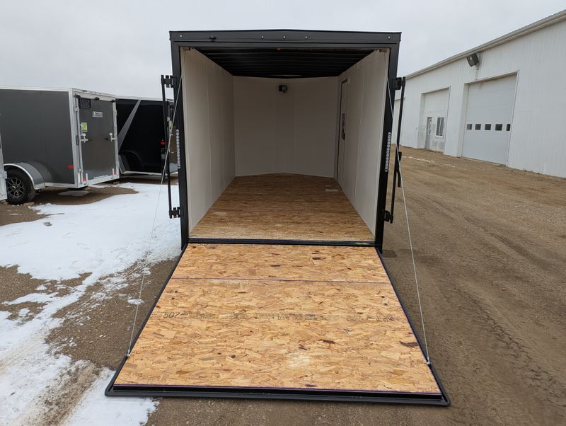 400000069746-large-7