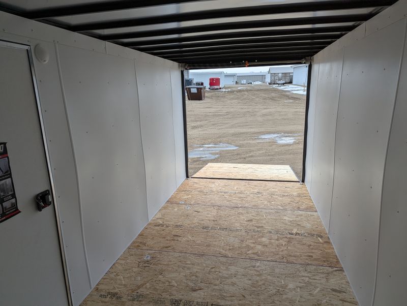 400000069739-large-11