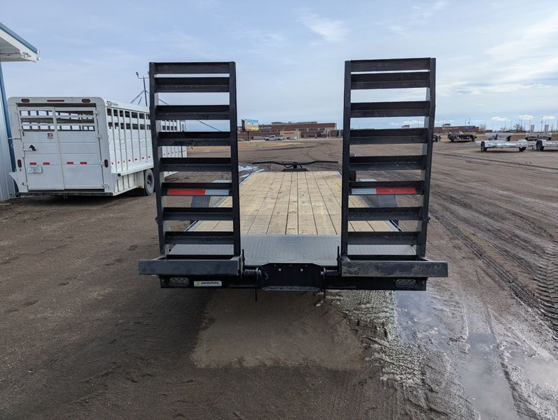 400000069654-large-6