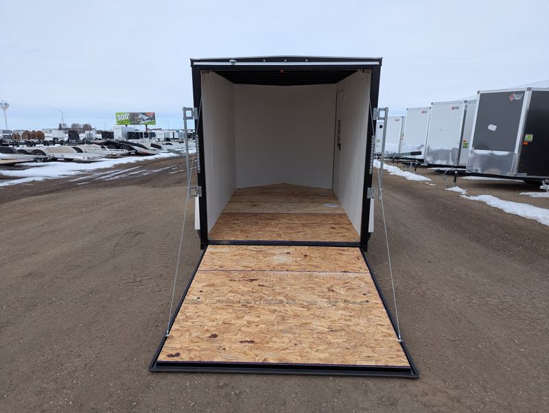 400000069807-large-6