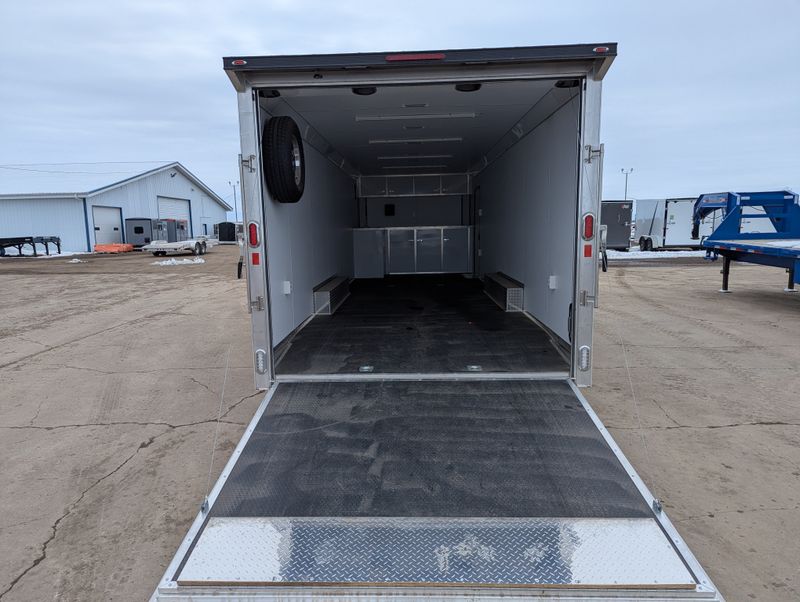 400000069913-large-6