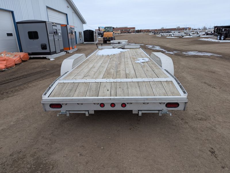 400000069920-large-4