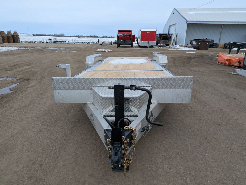 400000069968-large-1