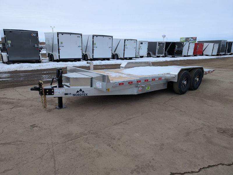 400000069937-large-5