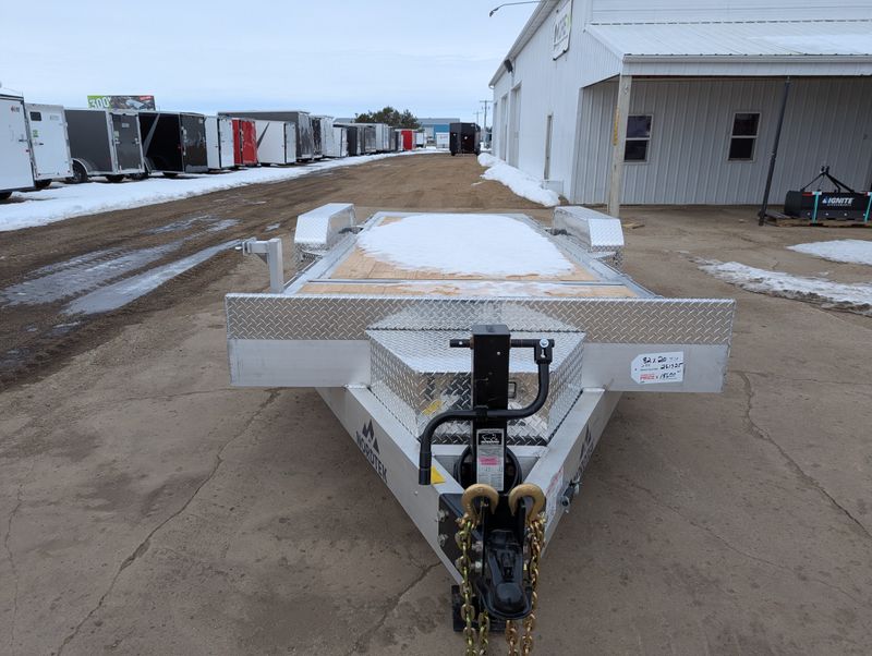 400000069937-large-1