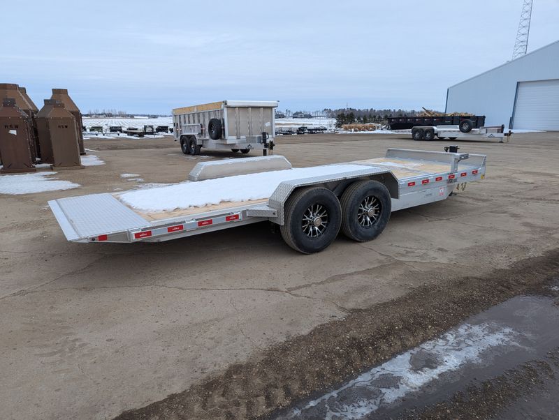 400000069937-large-3