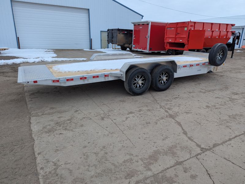 400000069951-large-3