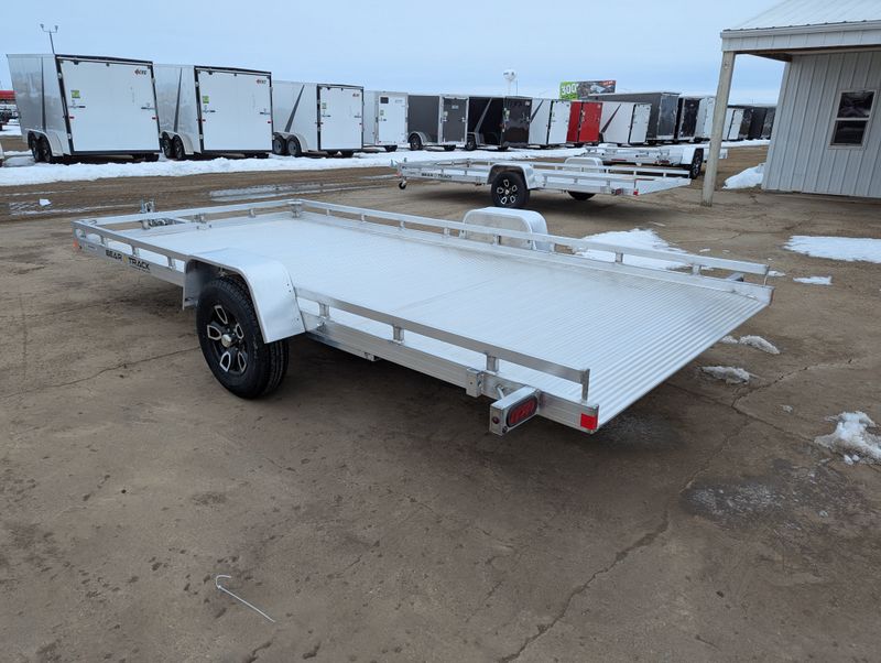 400000070735-large-5