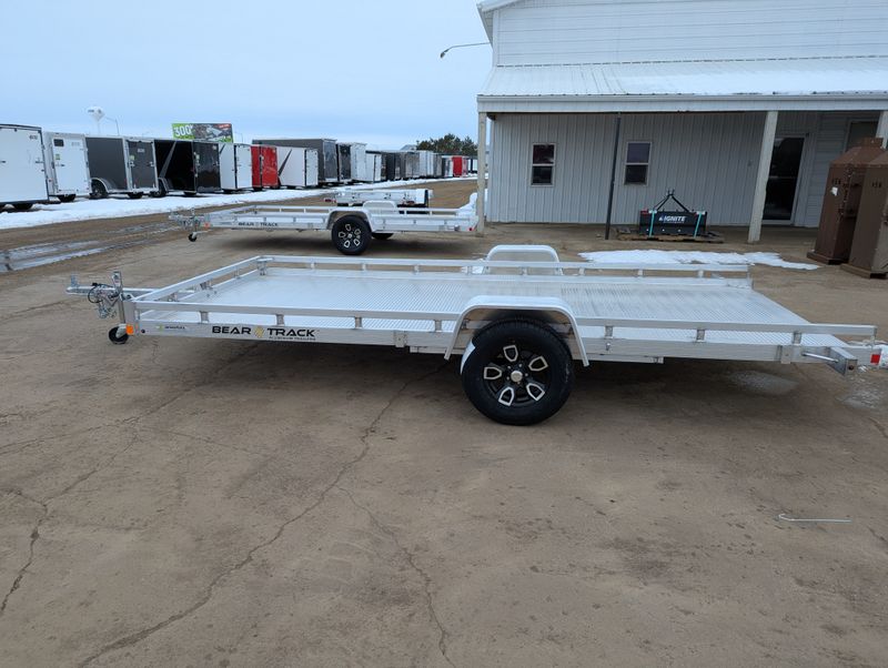 400000070735-large-6