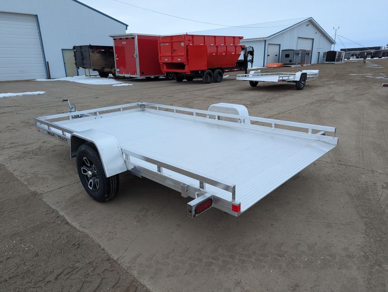 400000070766-large-3