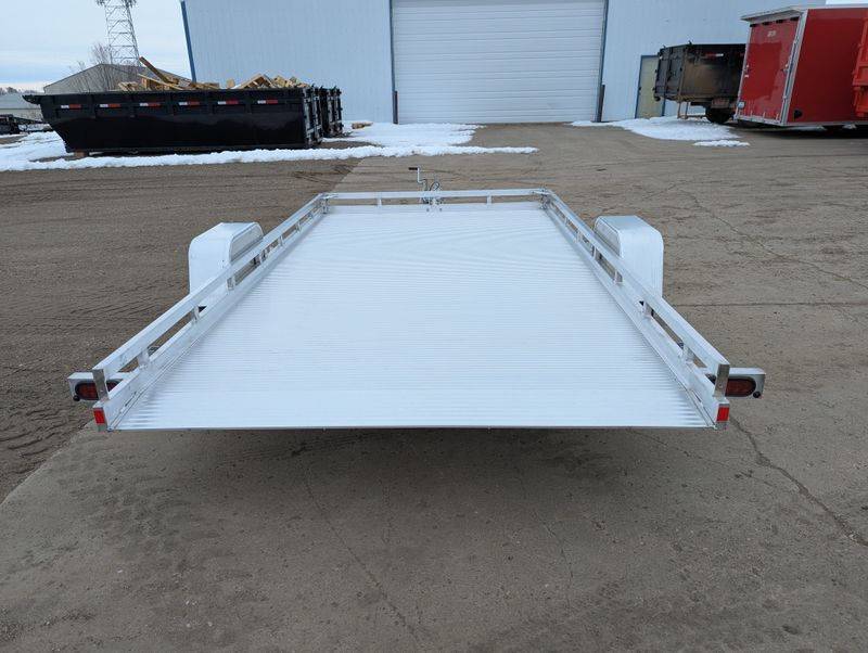 400000070766-large-4