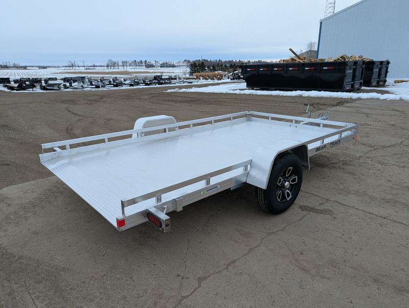 400000070766-large-5