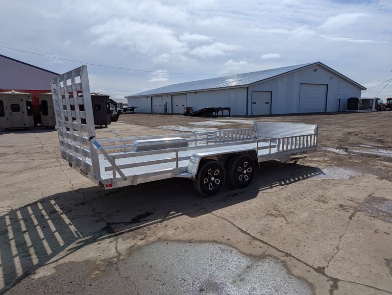 400000070742-large-2