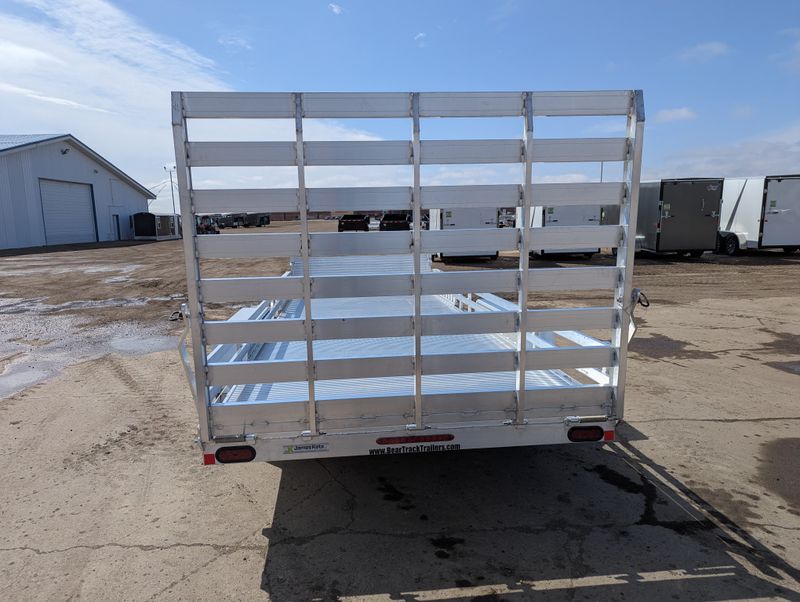 400000070742-large-4