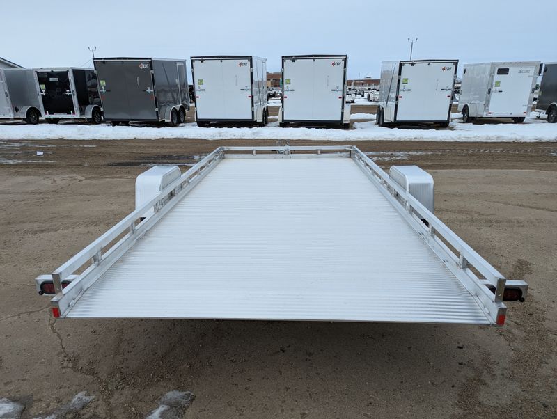 400000070728-large-2