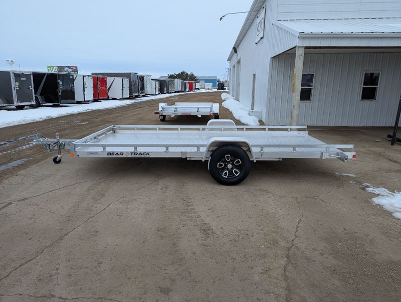 400000070728-large-5