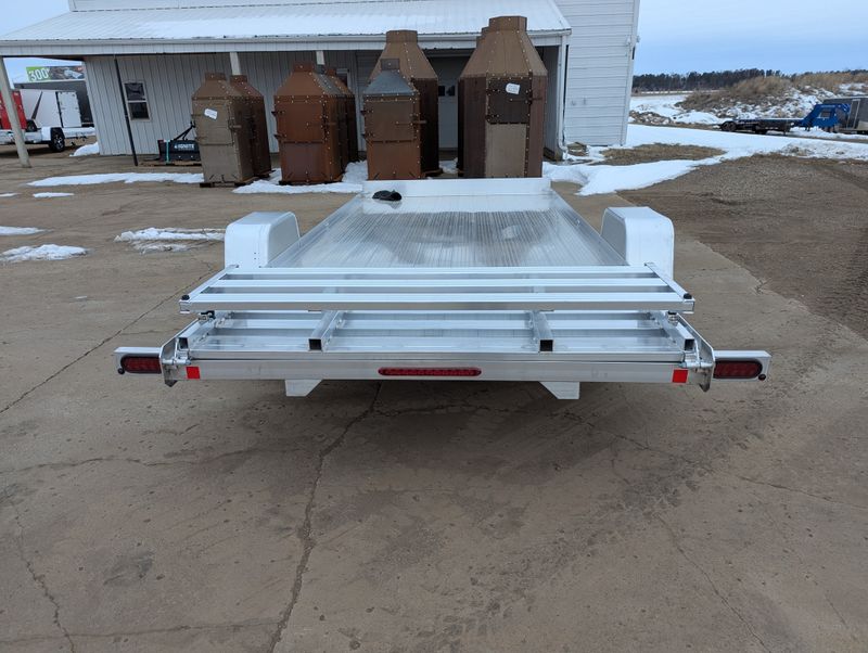 400000070803-large-4