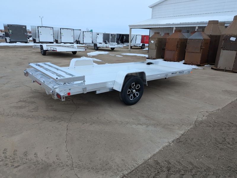 400000070803-large-5