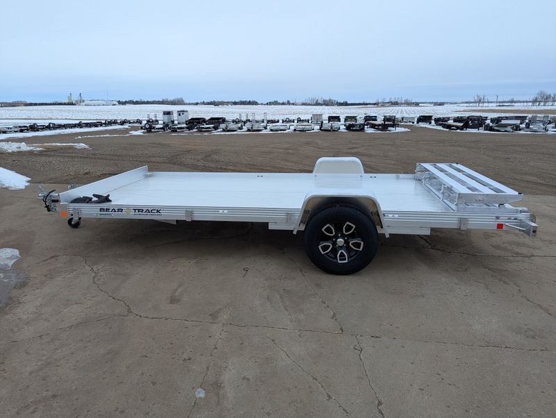 400000070803-large-6