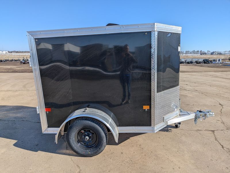 400000071077-large-2