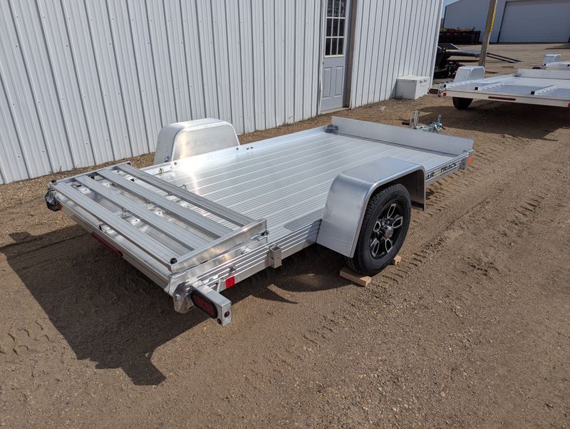 400000071138-large-5