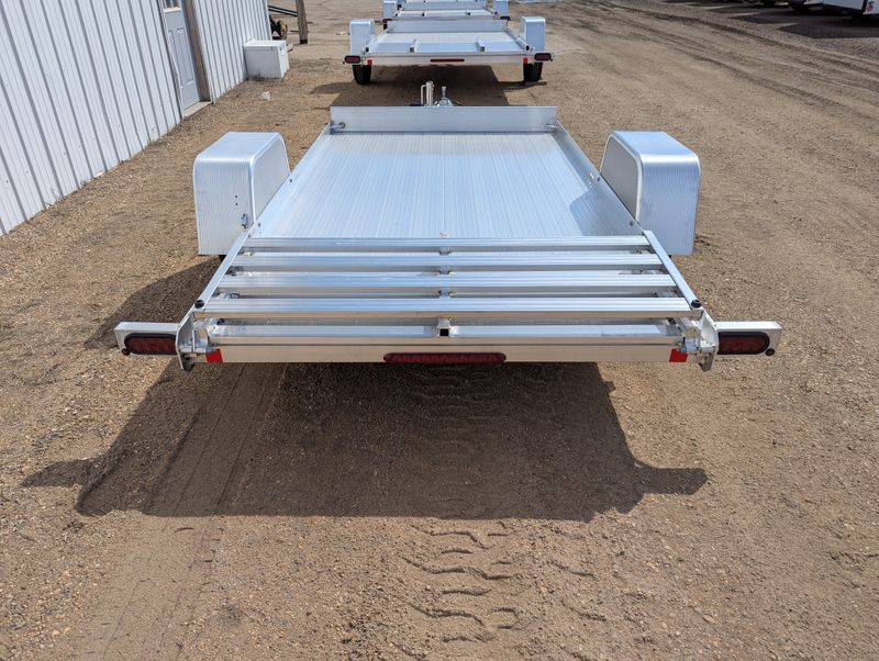 400000071138-large-4