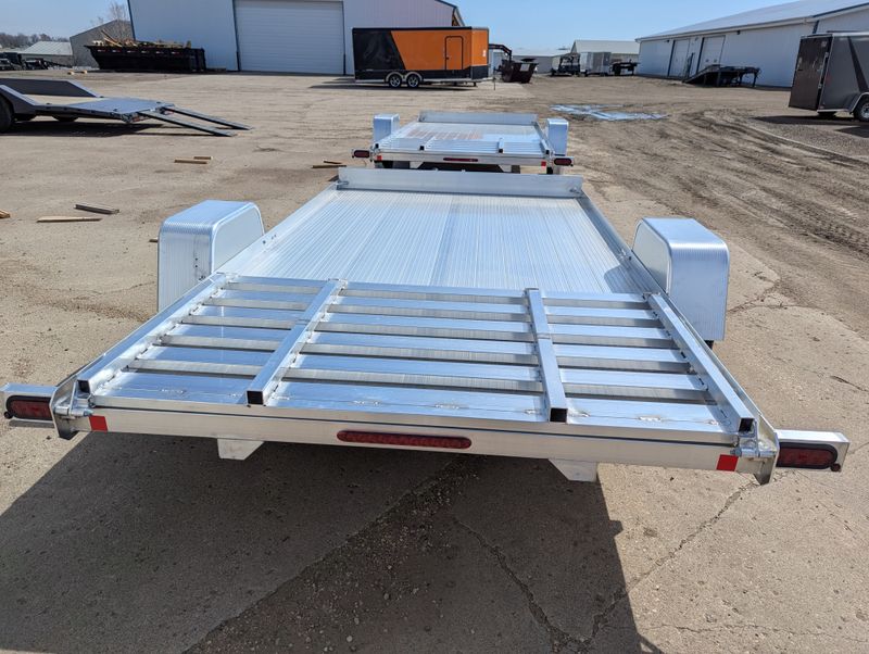 400000071183-large-4