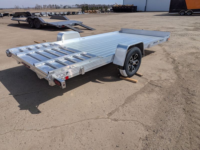 400000071206-large-3