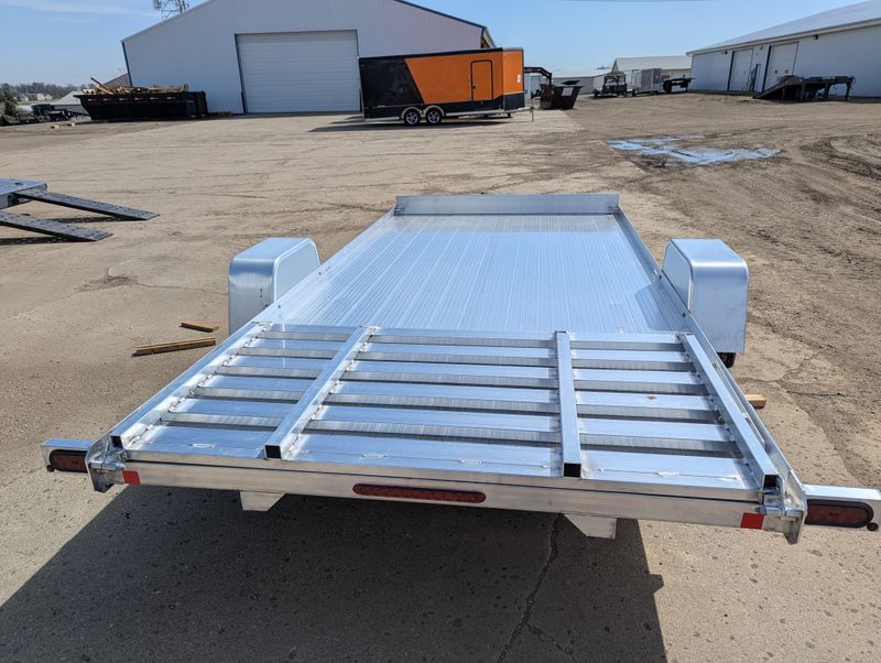 400000071206-large-4