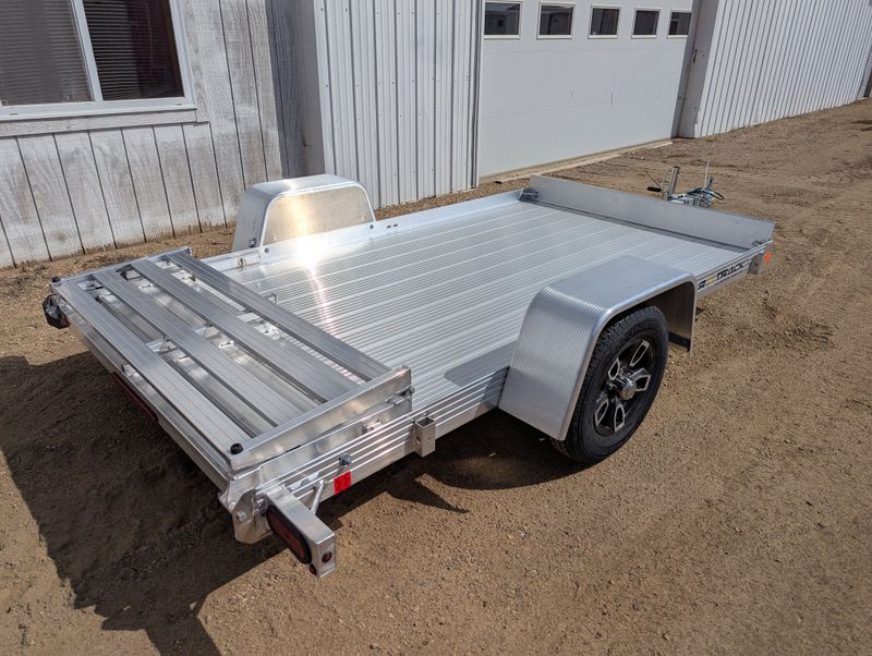 400000071145-large-3