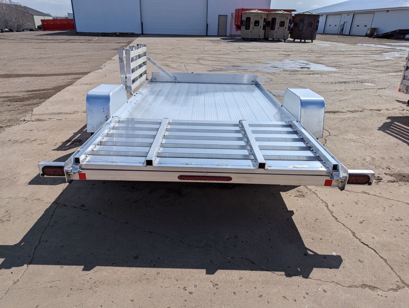 400000071169-large-3