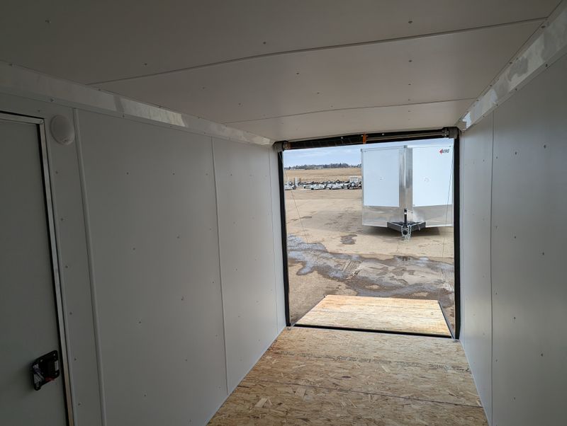 400000071237-large-9