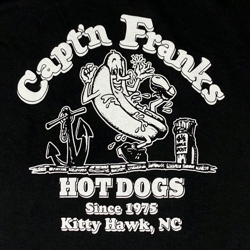 Classic Design TShirt Captn's Store Capt'n Franks Hot Dogs