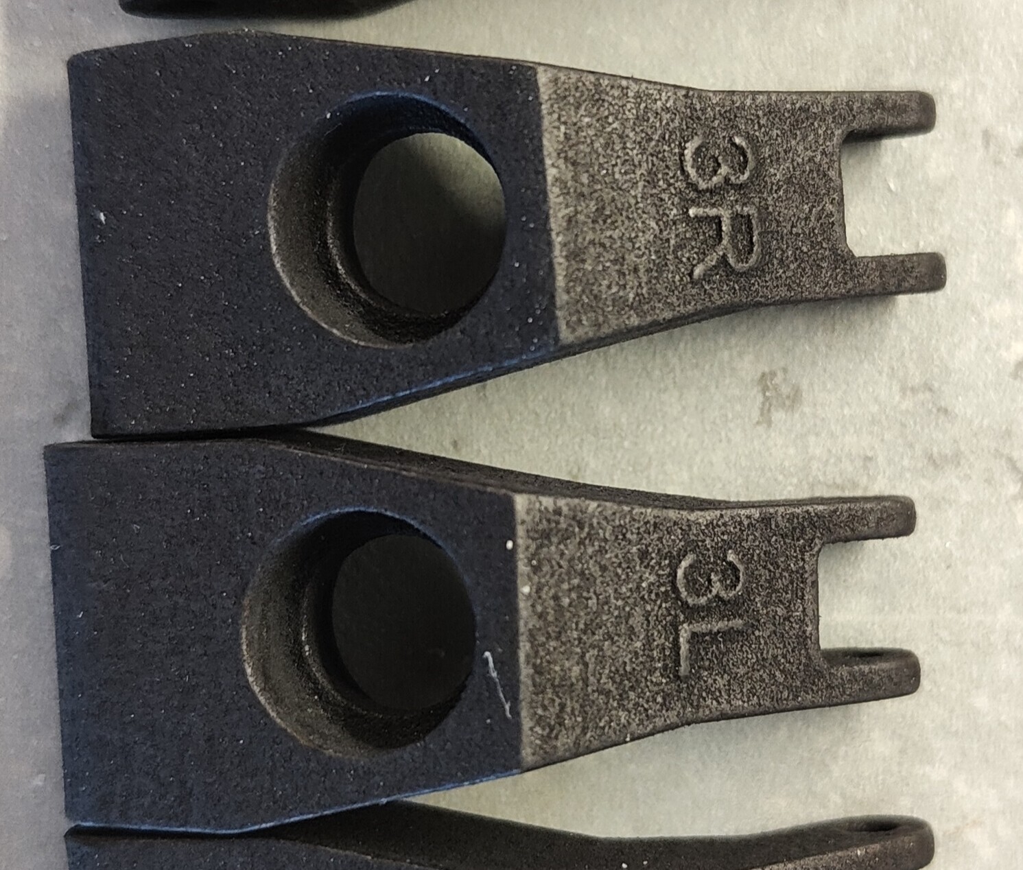 Yokomo '89 WCS rear uprights with 3° toe, pair