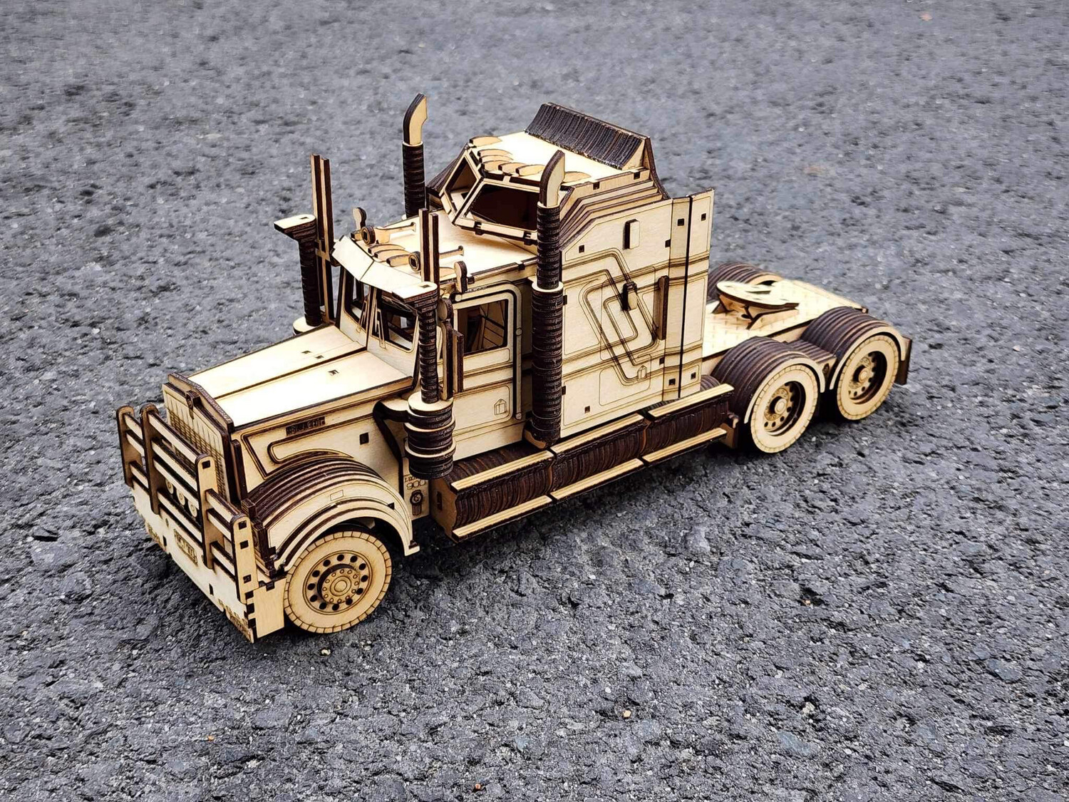 Kenworth T900 Legend - 3D Lasercut Model Cars - That Model Car